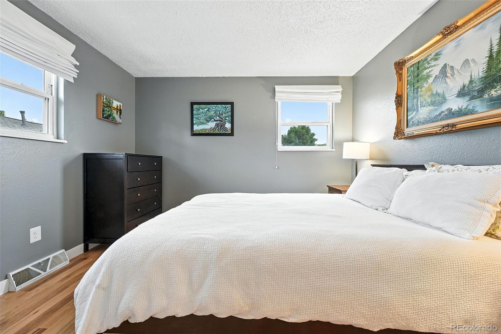 MLS Image #18 for 2011 s vallejo street,denver, Colorado