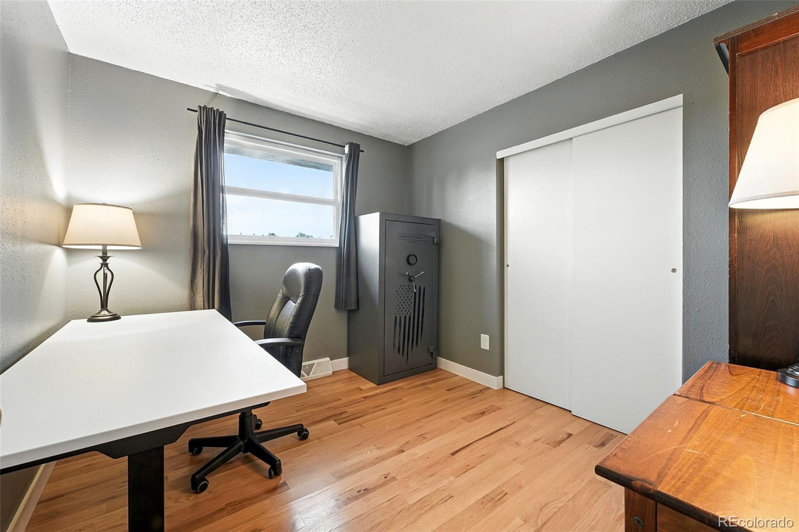 MLS Image #23 for 2011 s vallejo street,denver, Colorado