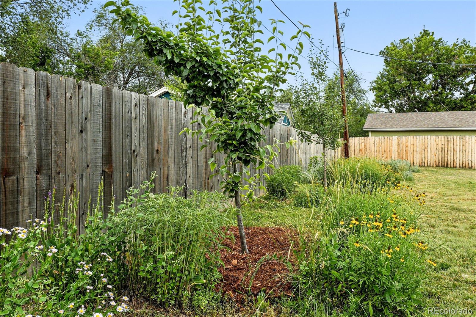 MLS Image #37 for 2011 s vallejo street,denver, Colorado