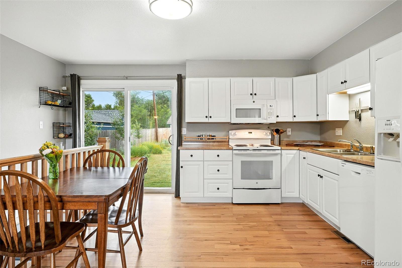 MLS Image #8 for 2011 s vallejo street,denver, Colorado