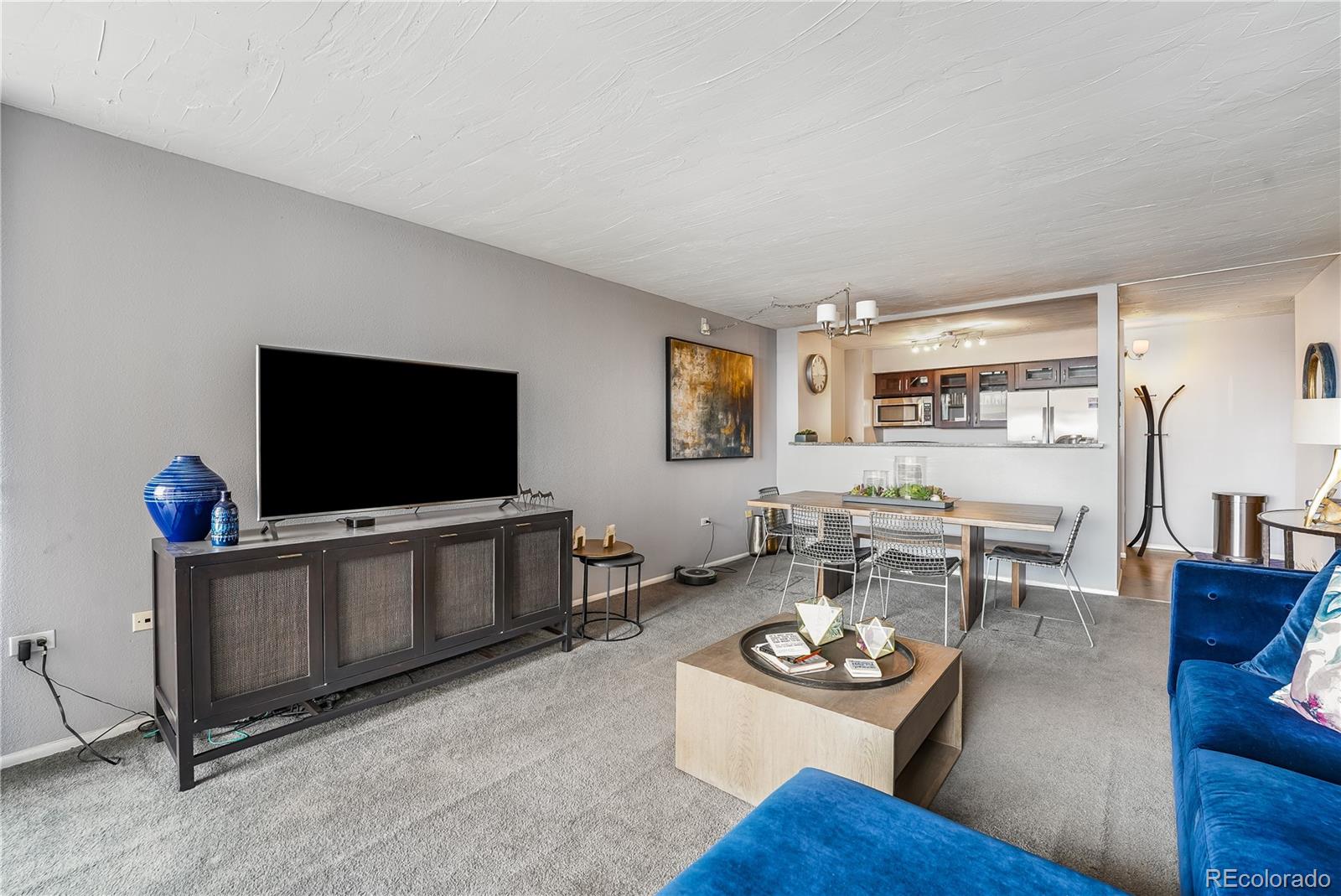 MLS Image #11 for 1020  15th street 9n,denver, Colorado
