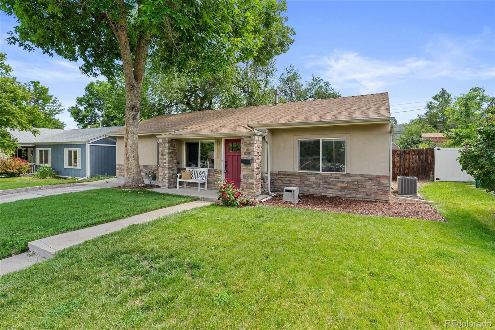 CMA Image for 3064 S Grape Way,Denver, Colorado