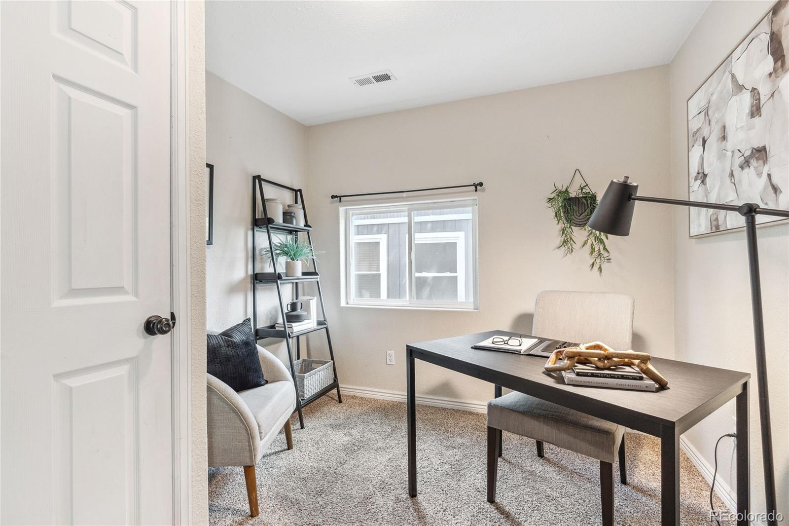 MLS Image #17 for 3064 s grape way,denver, Colorado