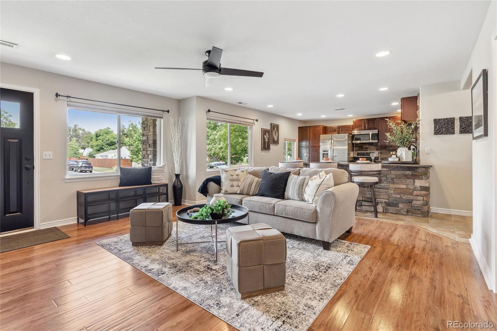 MLS Image #6 for 3064 s grape way,denver, Colorado