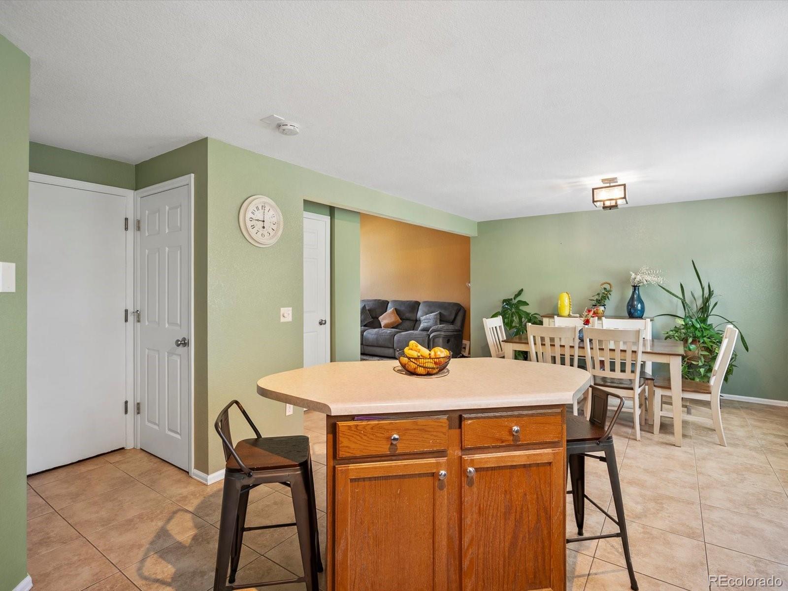 MLS Image #12 for 21351 e williamette place,centennial, Colorado