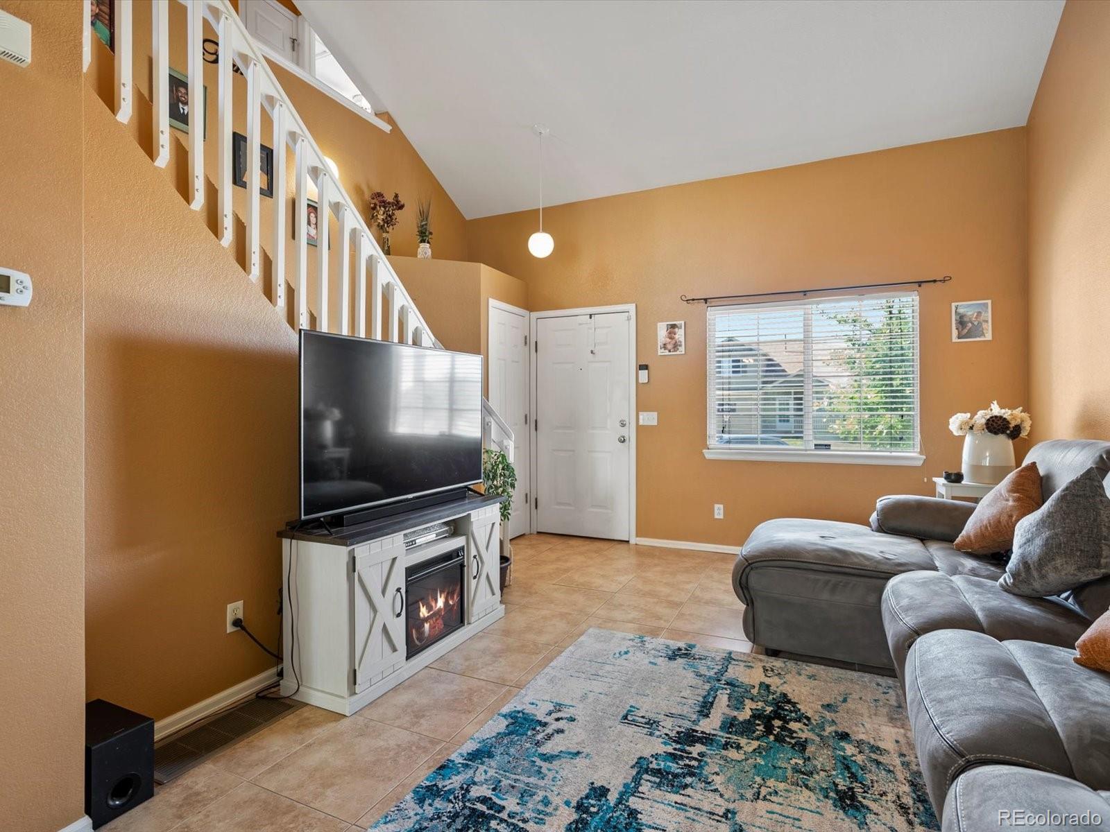 MLS Image #5 for 21351 e williamette place,centennial, Colorado