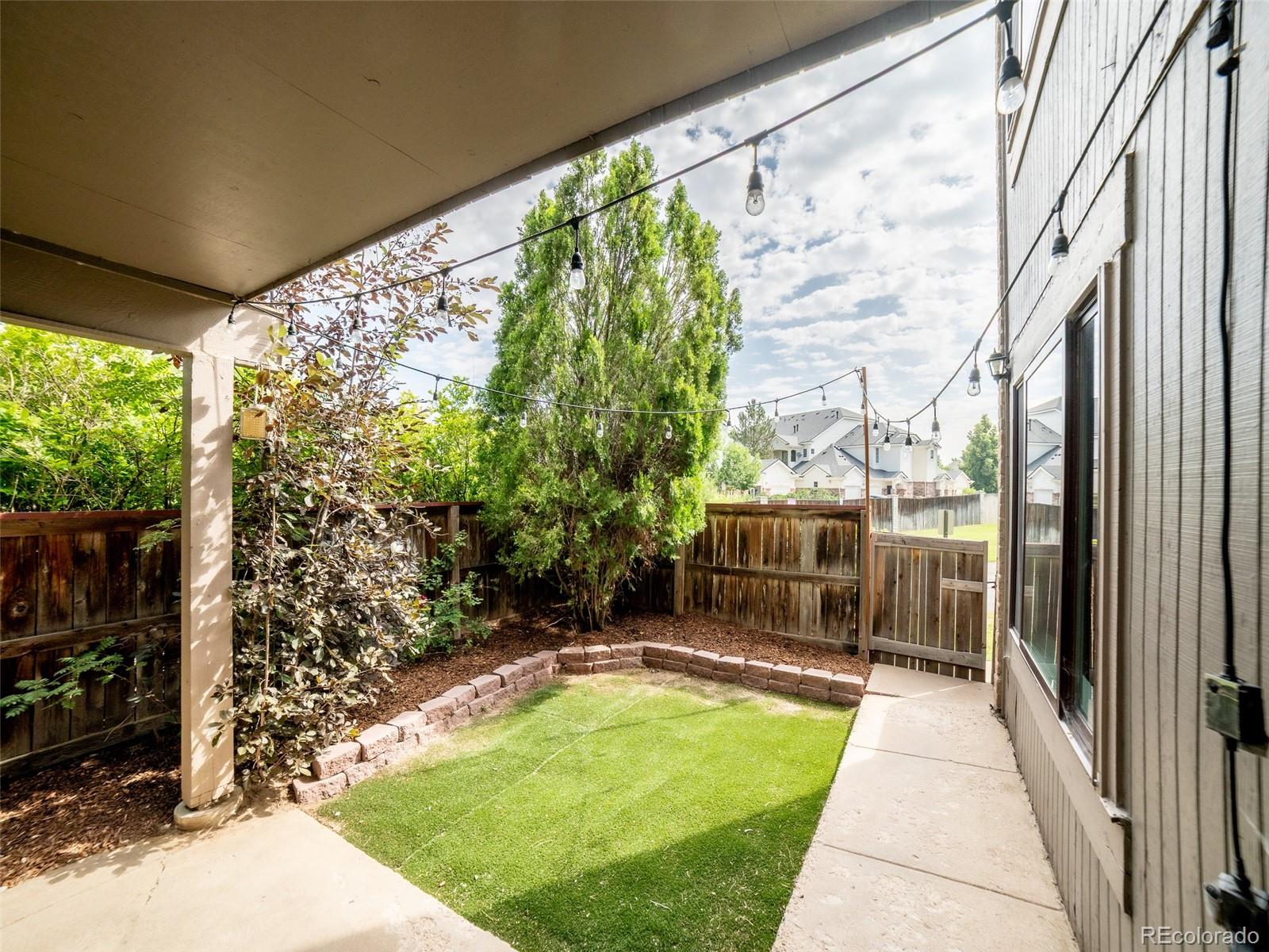 MLS Image #29 for 1233 s yosemite way,denver, Colorado