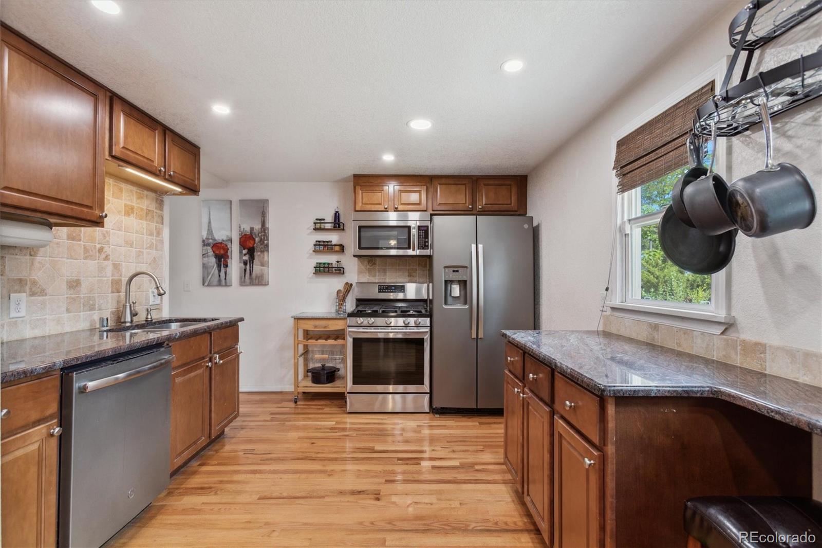 MLS Image #14 for 5445  reed court,arvada, Colorado