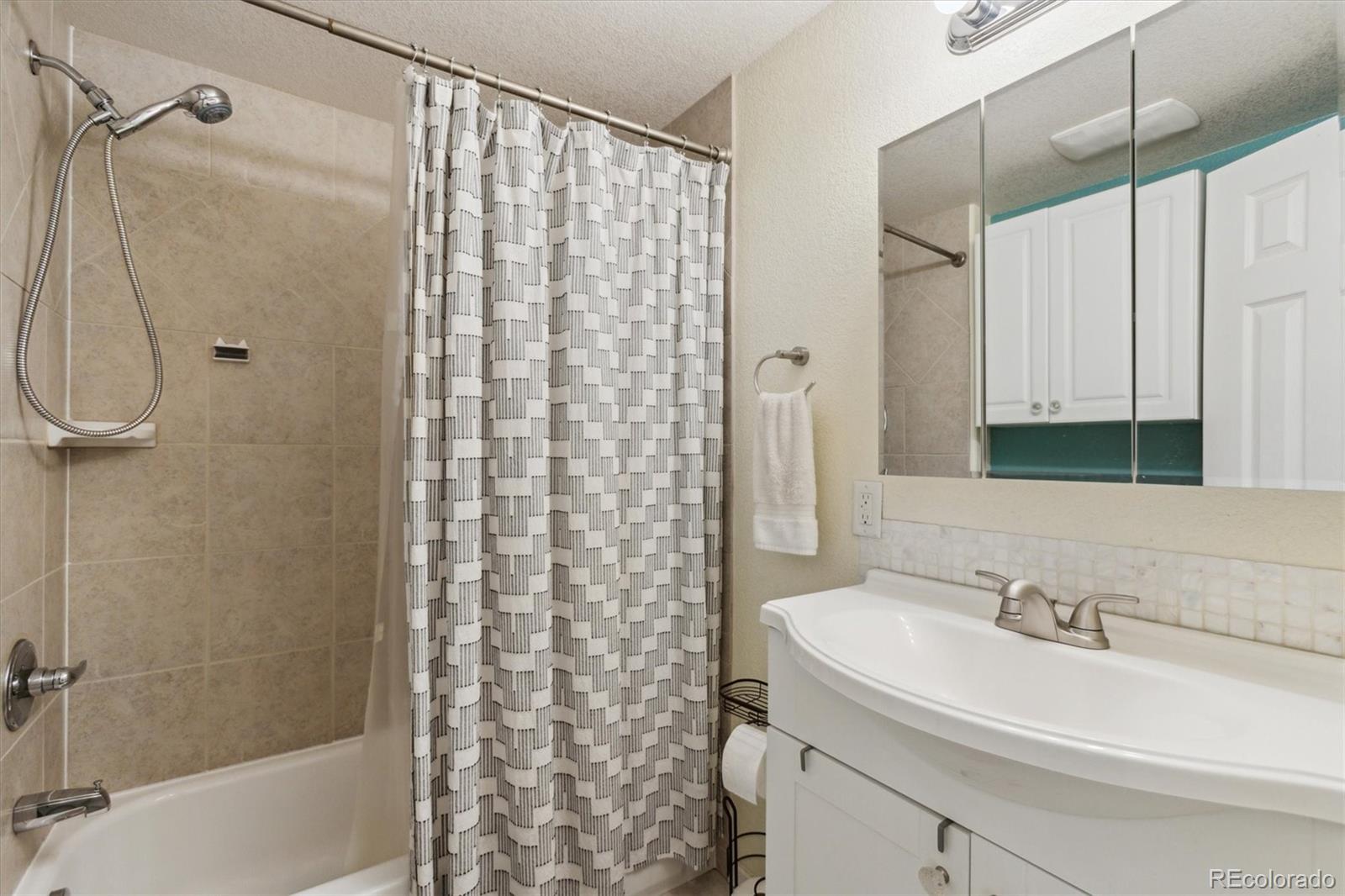 MLS Image #21 for 5445  reed court,arvada, Colorado