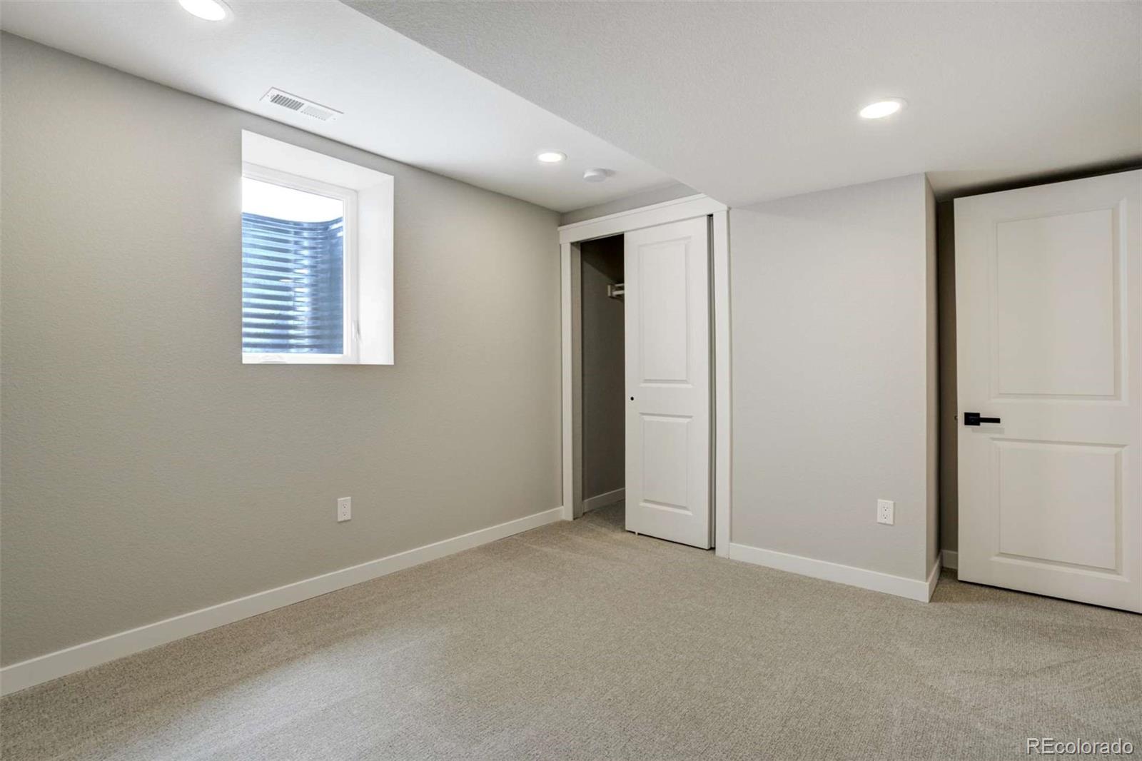 MLS Image #33 for 1613  main street,colorado springs, Colorado