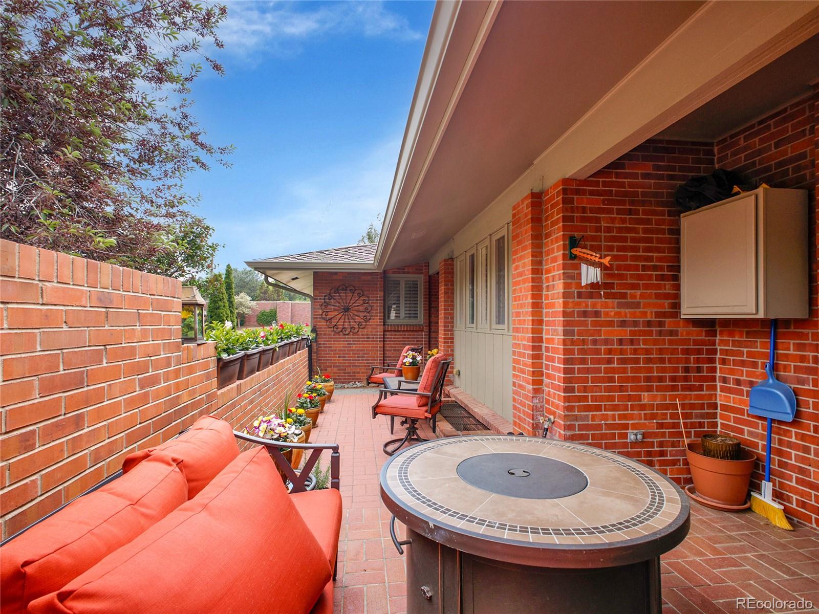 MLS Image #3 for 3481 s race street,englewood, Colorado