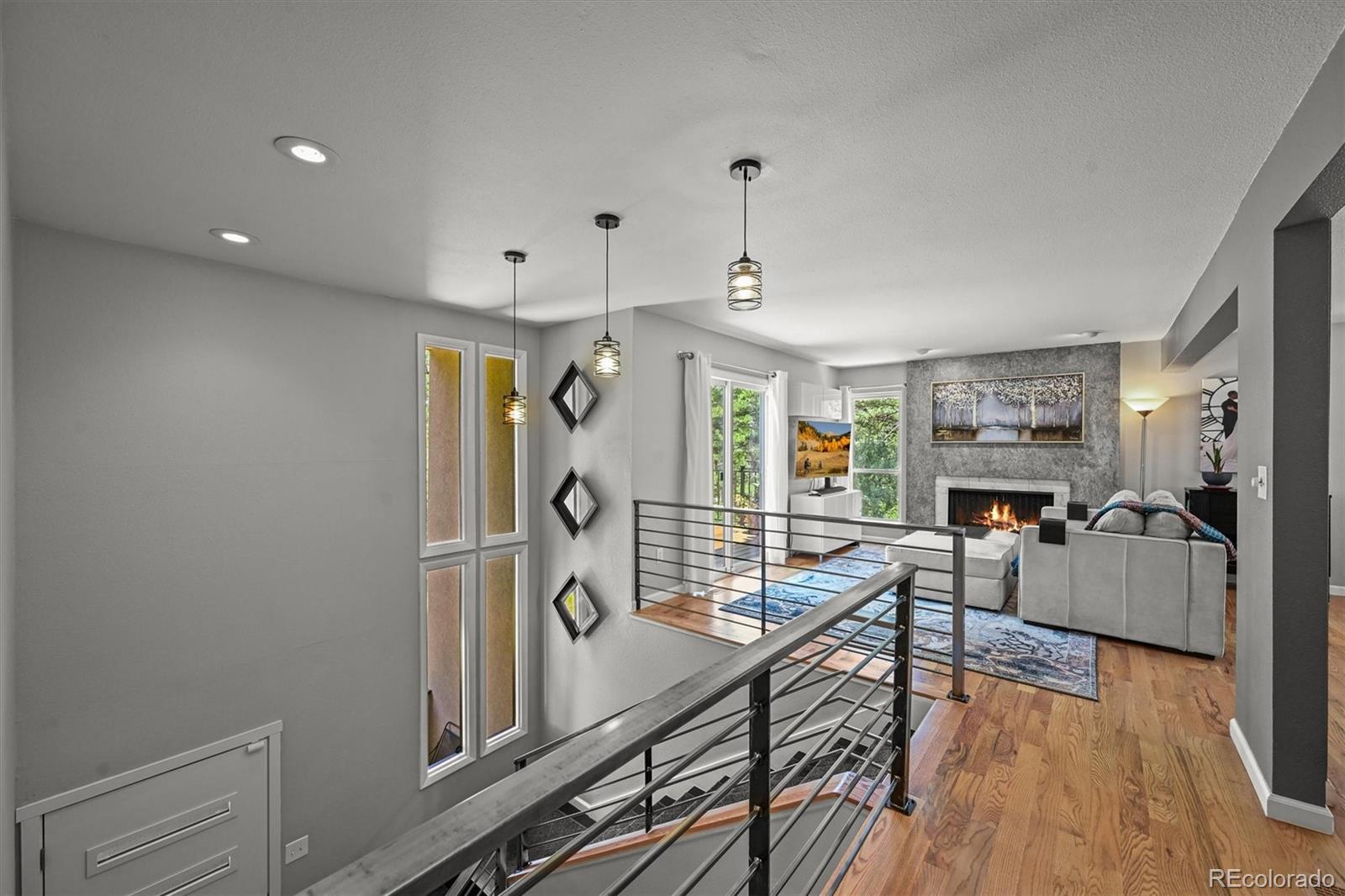 MLS Image #10 for 6100  apache drive,larkspur, Colorado