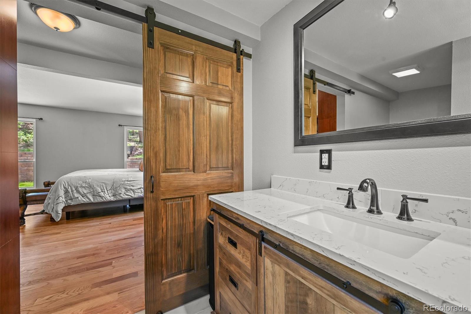 MLS Image #18 for 6100  apache drive,larkspur, Colorado