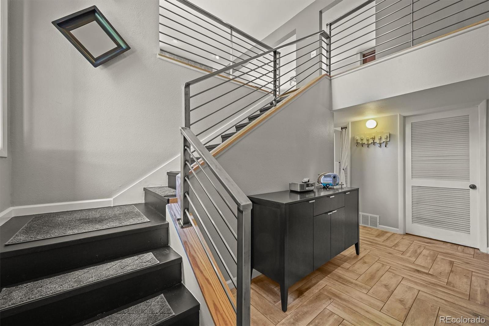 MLS Image #8 for 6100  apache drive,larkspur, Colorado