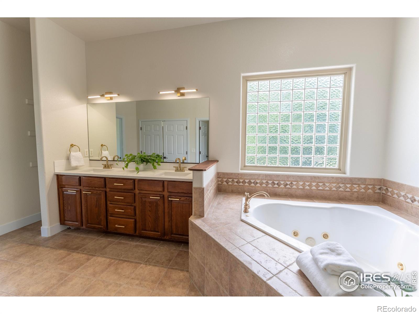 MLS Image #17 for 5217  dry creek road,evans, Colorado