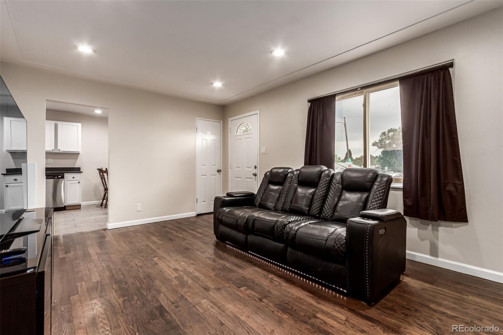 MLS Image #12 for 5001 w nevada place,denver, Colorado
