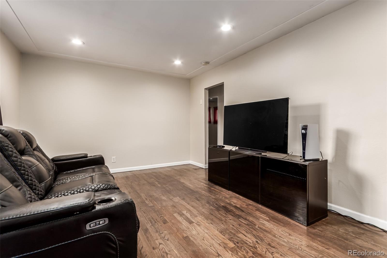MLS Image #13 for 5001 w nevada place,denver, Colorado