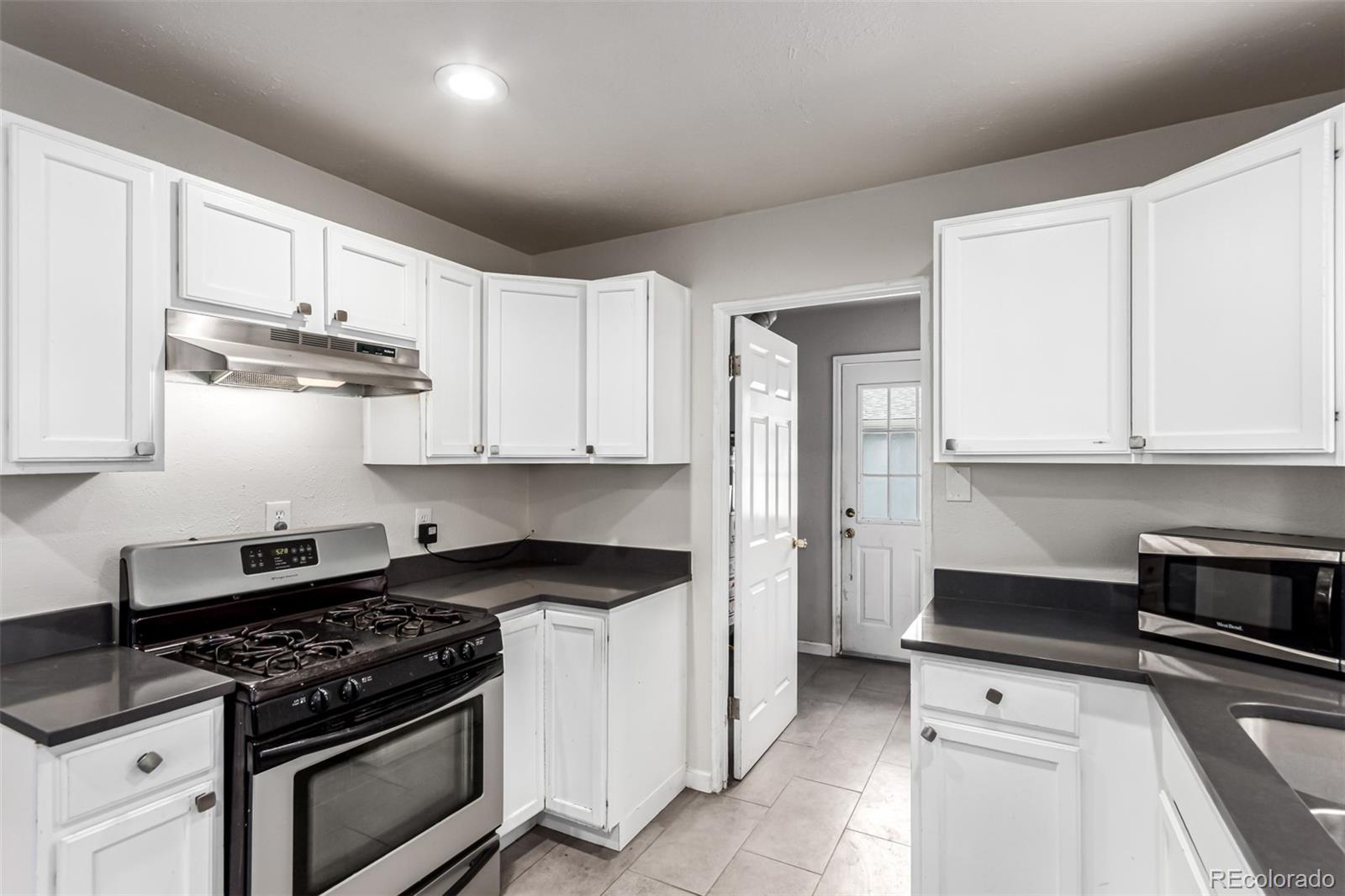 MLS Image #17 for 5001 w nevada place,denver, Colorado