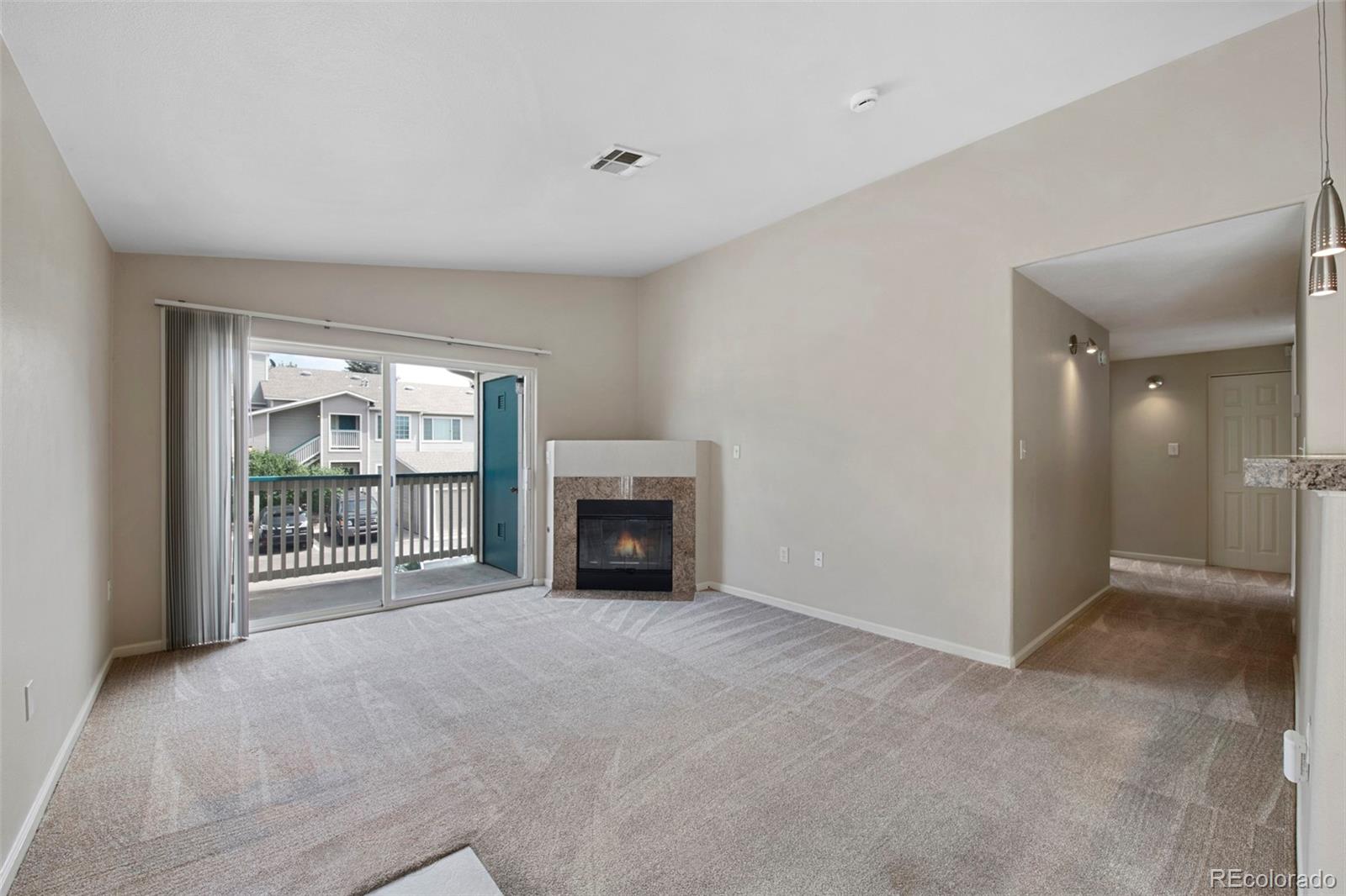 MLS Image #5 for 8437  thunder ridge way,highlands ranch, Colorado