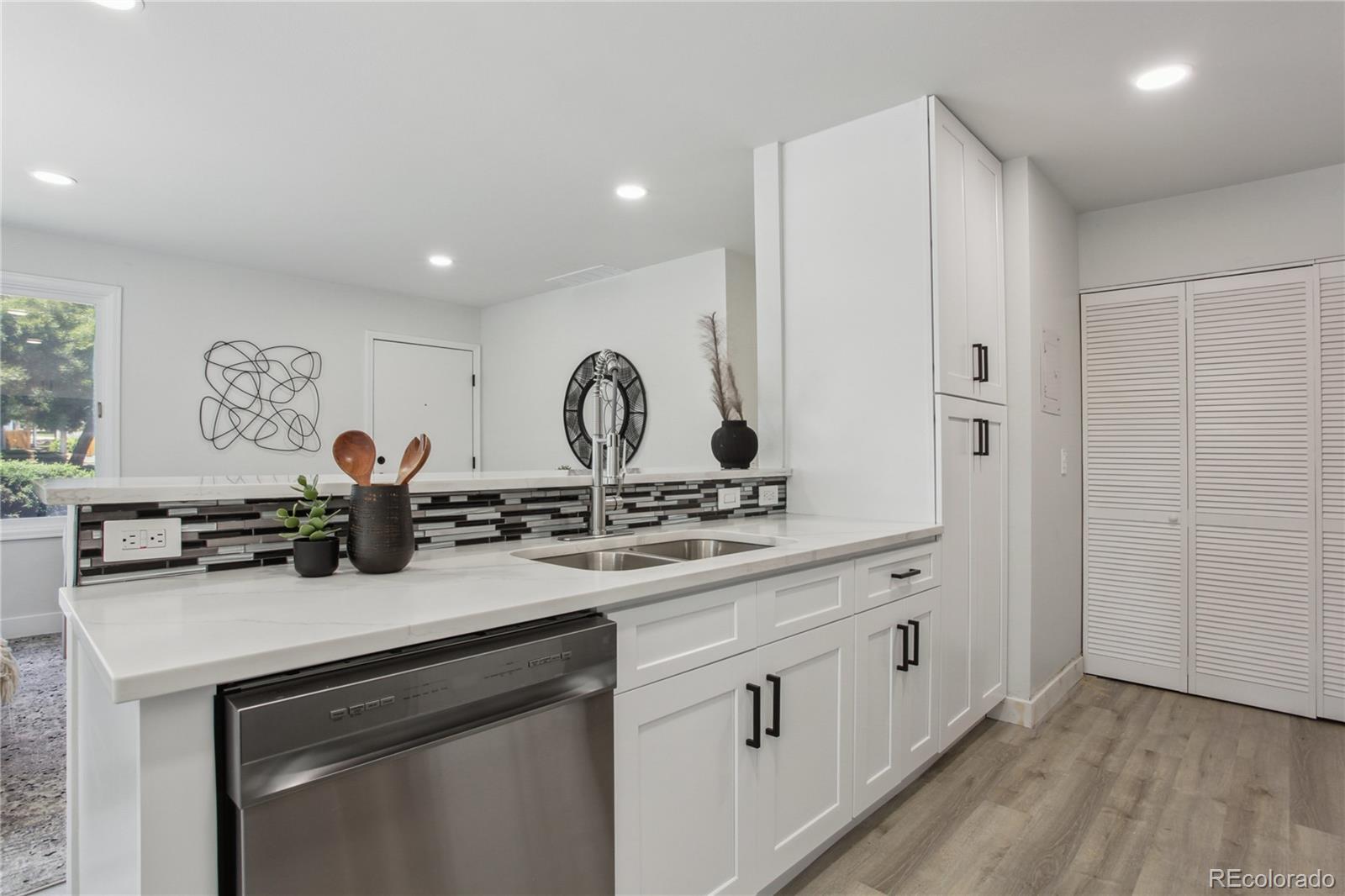 MLS Image #4 for 7970  chase circle,arvada, Colorado