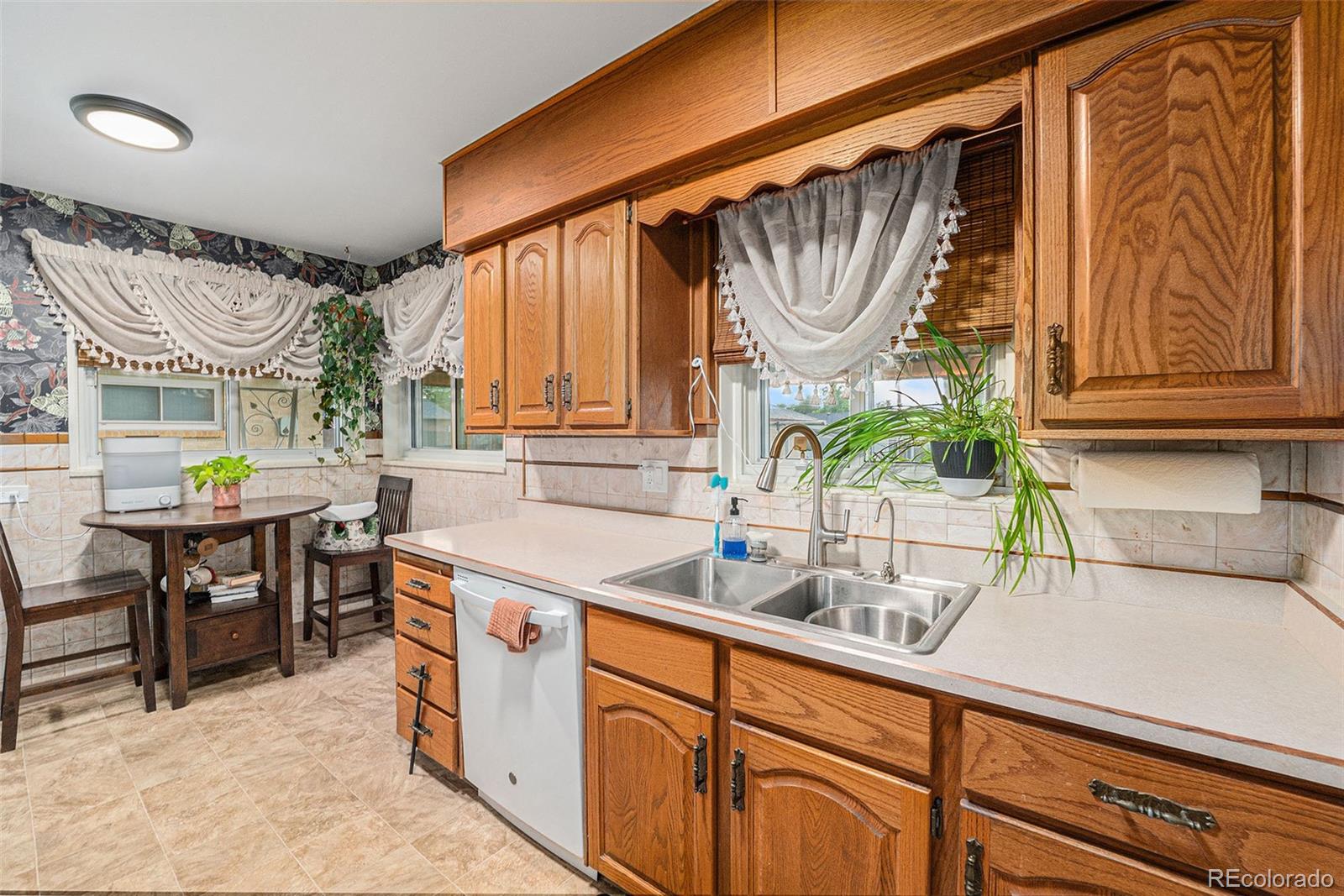 MLS Image #7 for 2321  lima street,aurora, Colorado