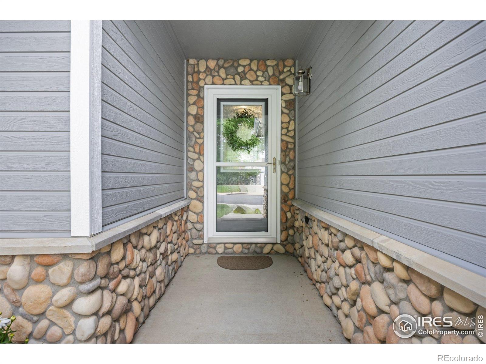 MLS Image #5 for 326  sandstone drive,johnstown, Colorado