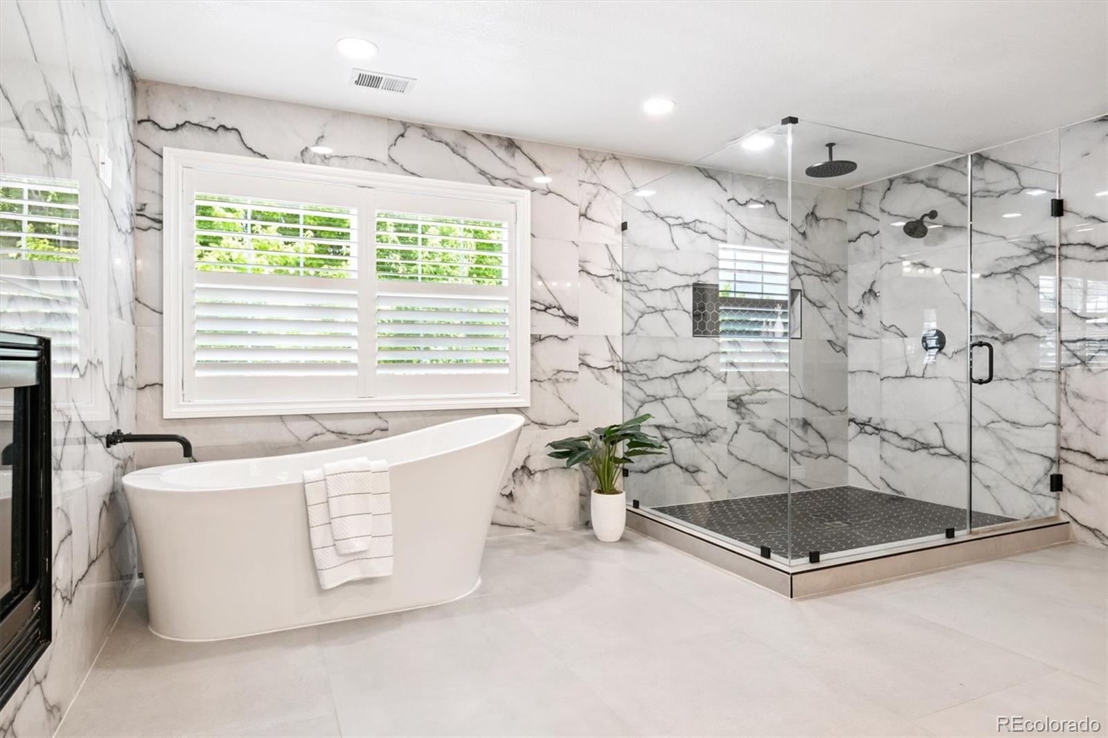 MLS Image #28 for 11911 e lake circle,greenwood village, Colorado