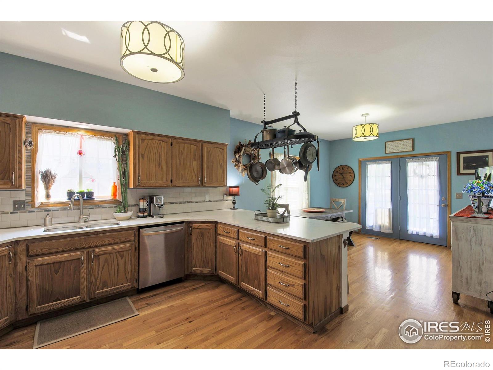 MLS Image #18 for 301 e colorado avenue,berthoud, Colorado