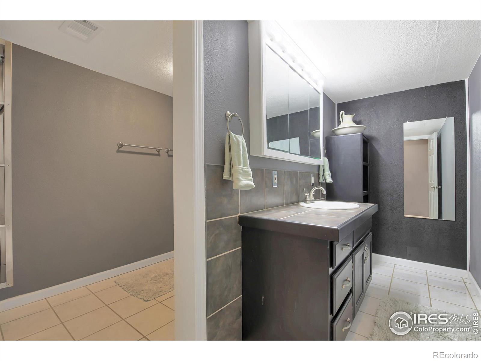 MLS Image #34 for 301 e colorado avenue,berthoud, Colorado
