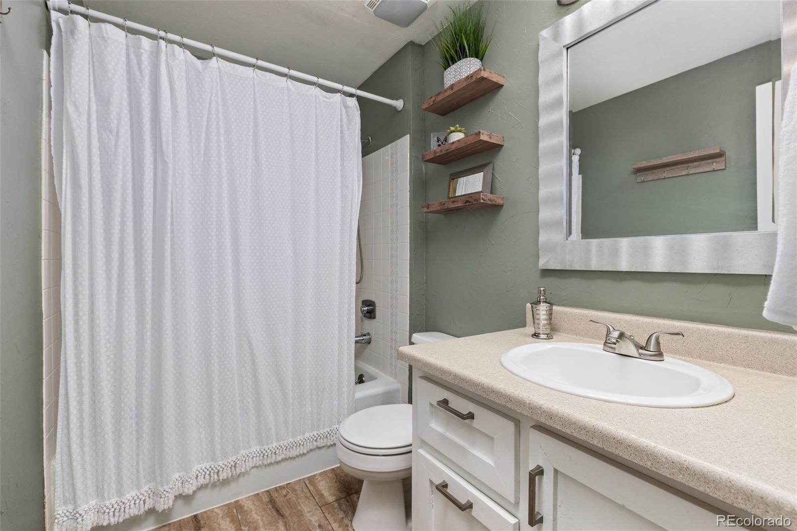 MLS Image #21 for 32  powder horn place,longmont, Colorado