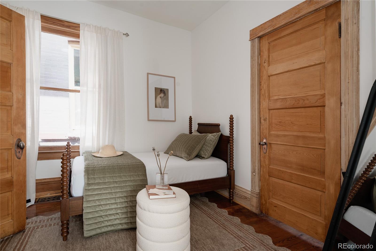 MLS Image #21 for 461 s sherman street,denver, Colorado