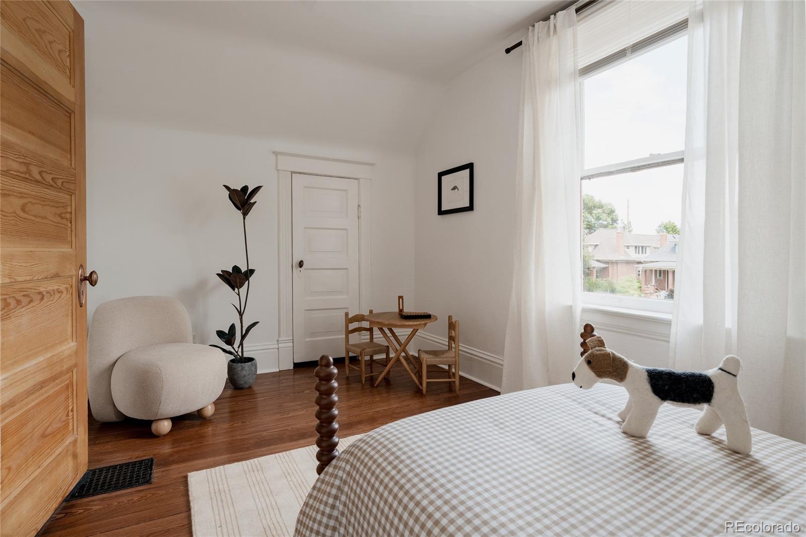 MLS Image #35 for 461 s sherman street,denver, Colorado