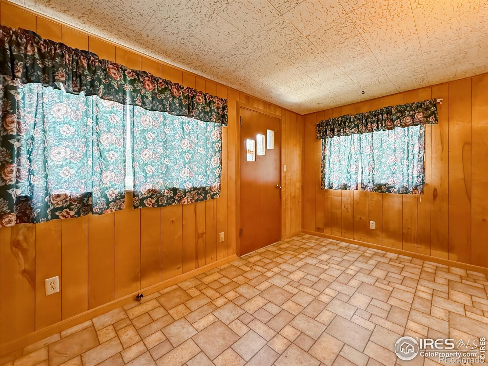 MLS Image #8 for 605  f avenue,limon, Colorado