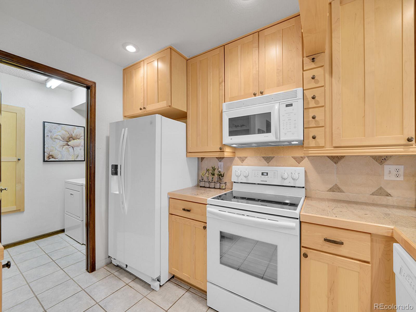 MLS Image #10 for 12658 w 1st place,denver, Colorado