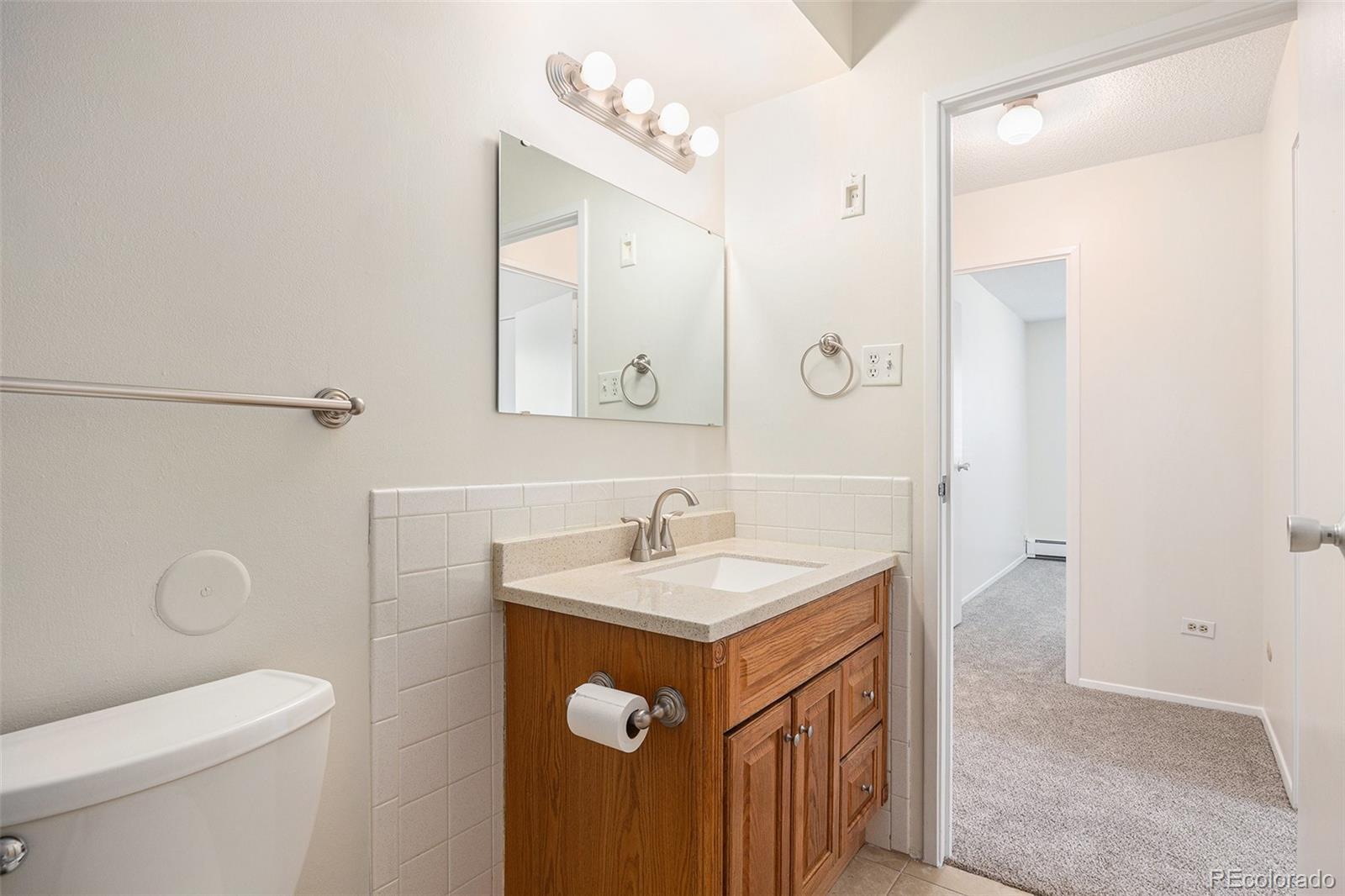 MLS Image #12 for 350 s clinton street,denver, Colorado