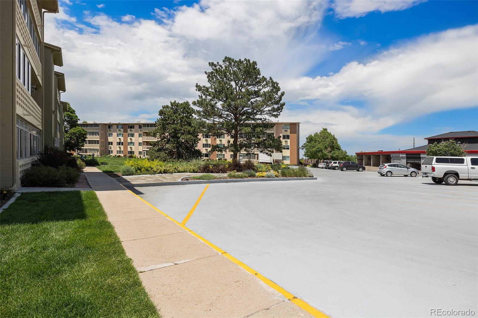 MLS Image #21 for 350 s clinton street,denver, Colorado