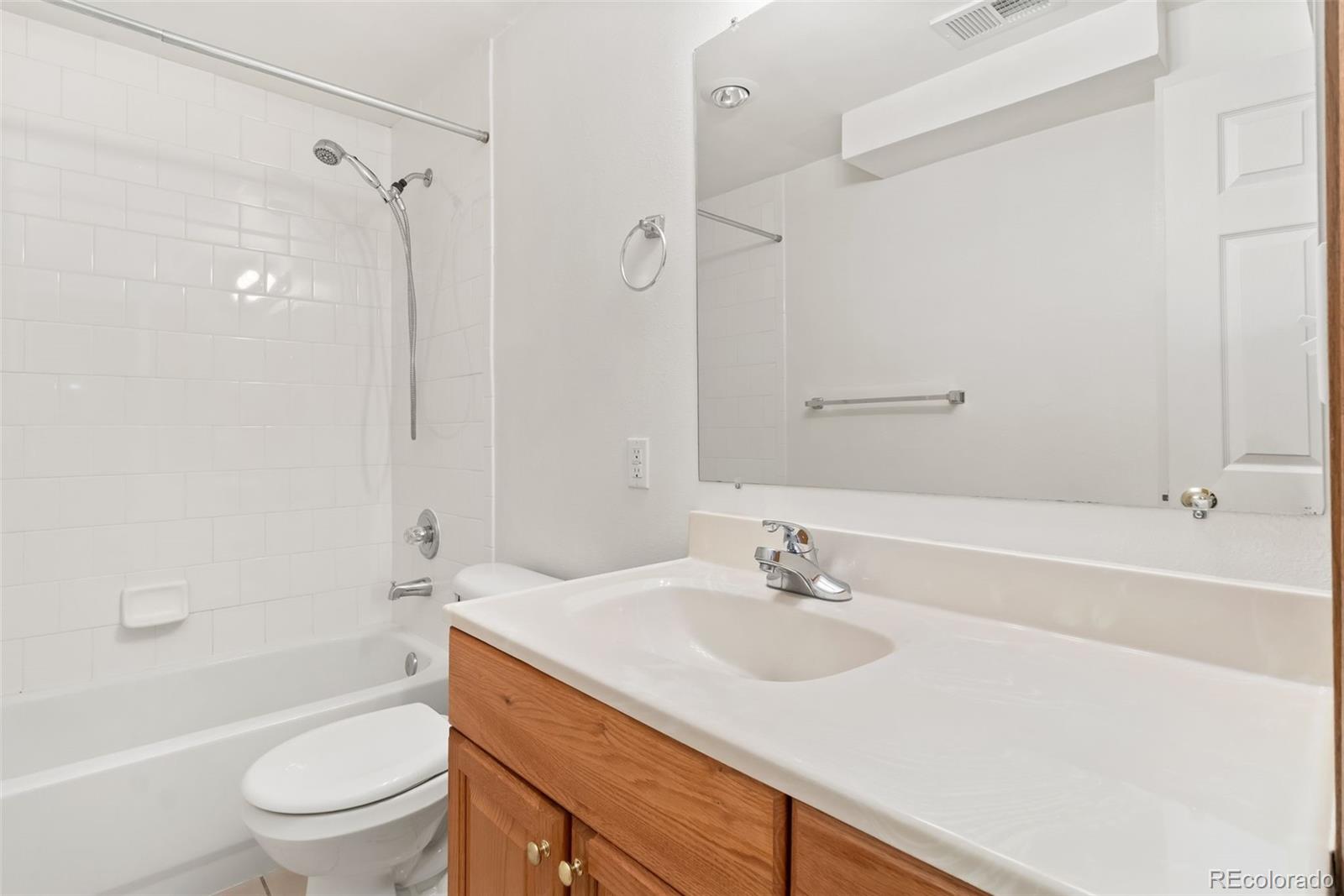MLS Image #14 for 2430 s halifax way,aurora, Colorado