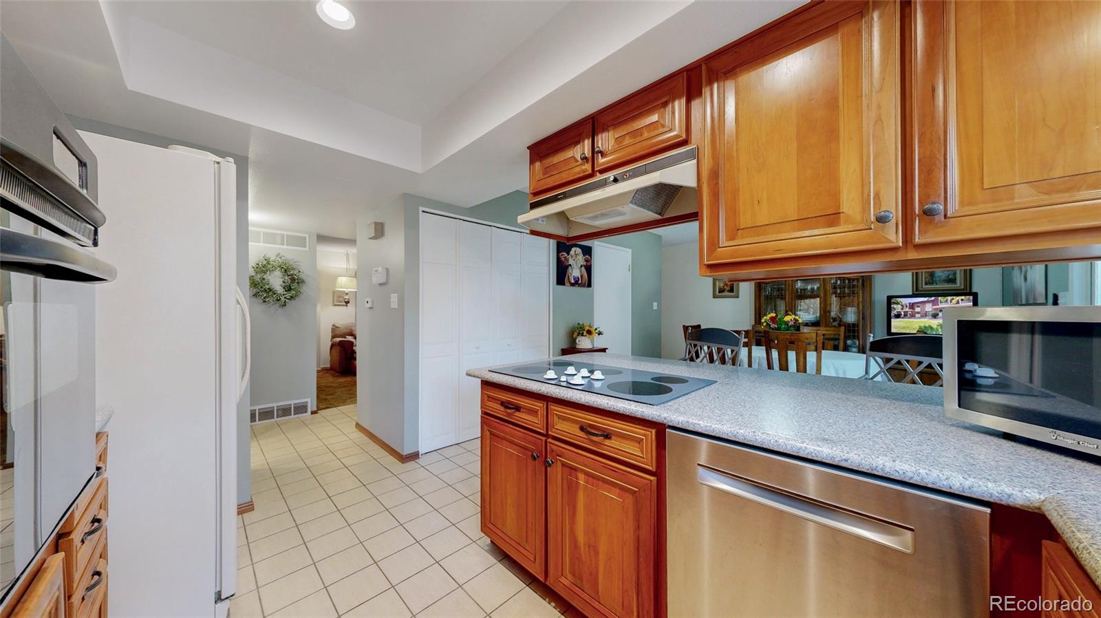 MLS Image #16 for 663 s xenon court,lakewood, Colorado