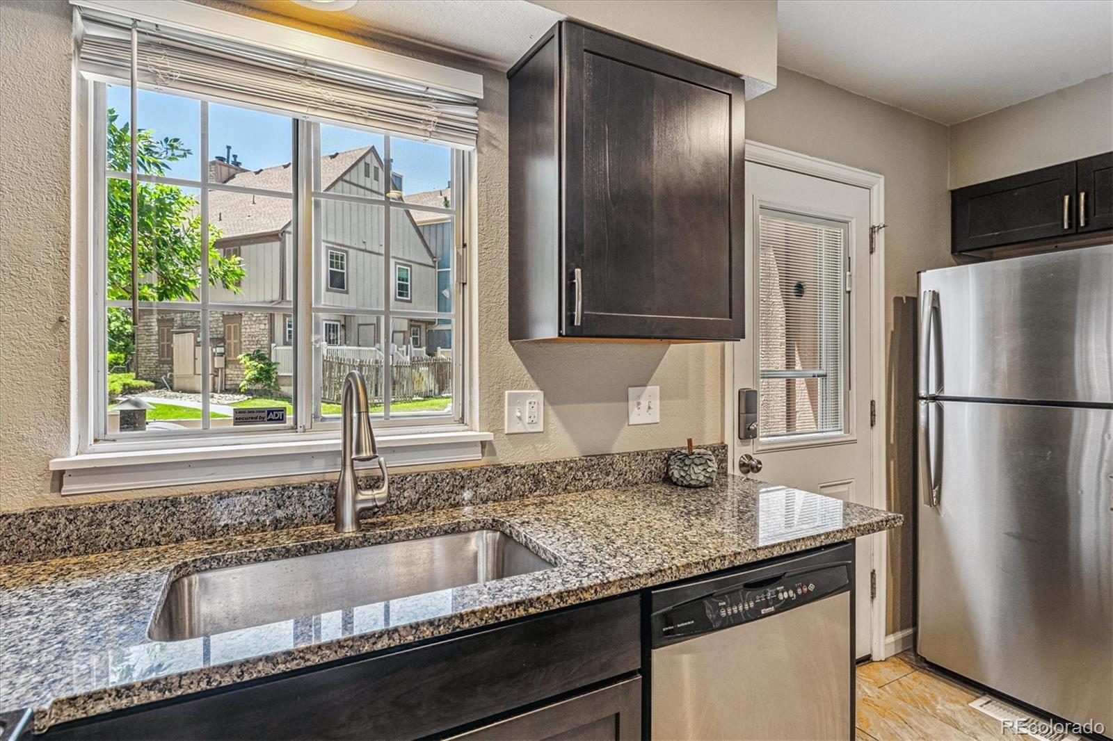 MLS Image #11 for 12059 e hoye drive,aurora, Colorado