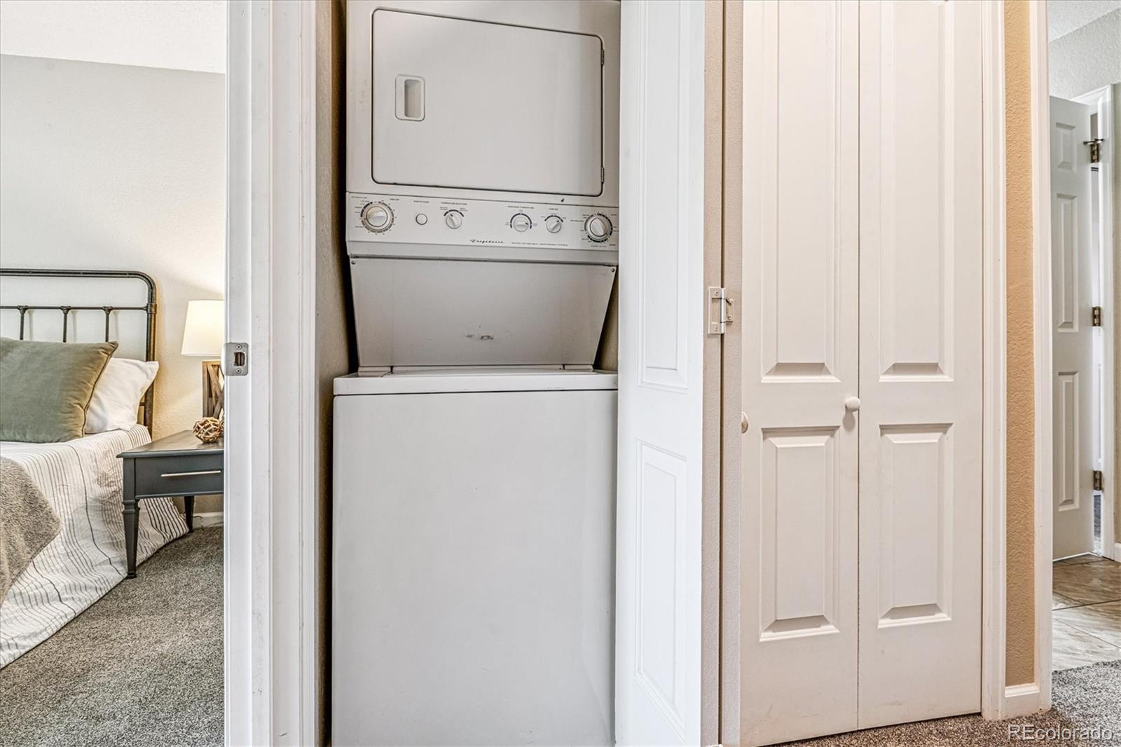 MLS Image #18 for 12059 e hoye drive,aurora, Colorado