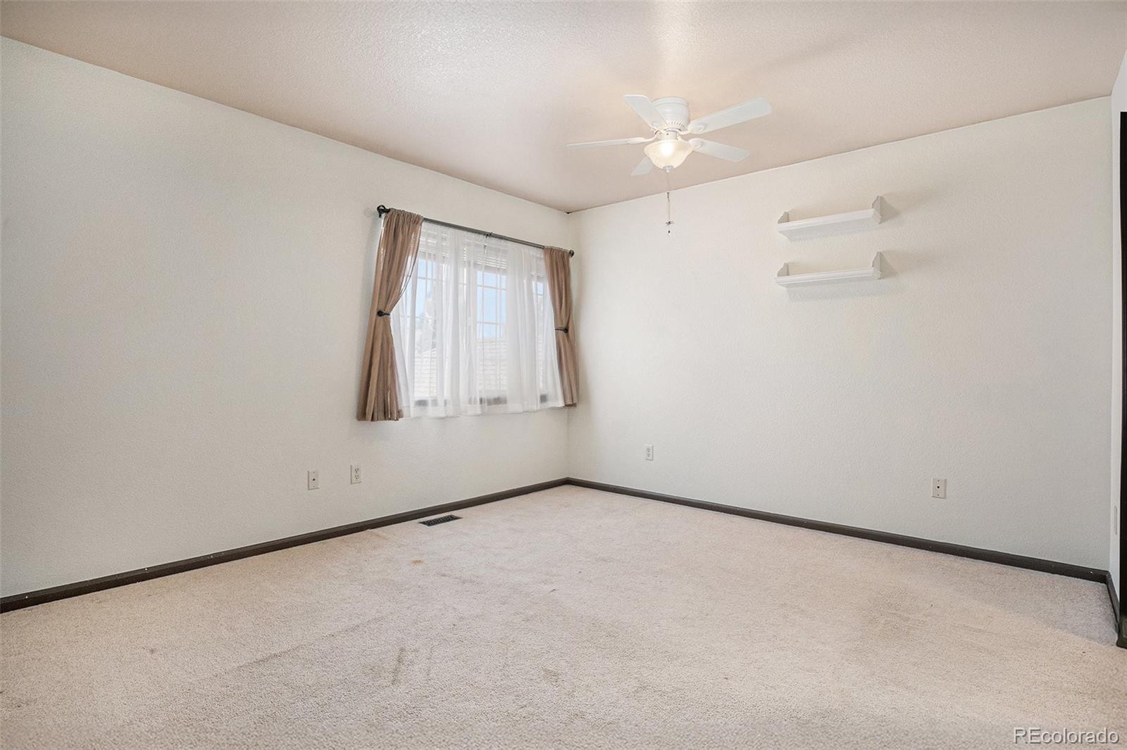 MLS Image #15 for 14400  albrook drive,denver, Colorado
