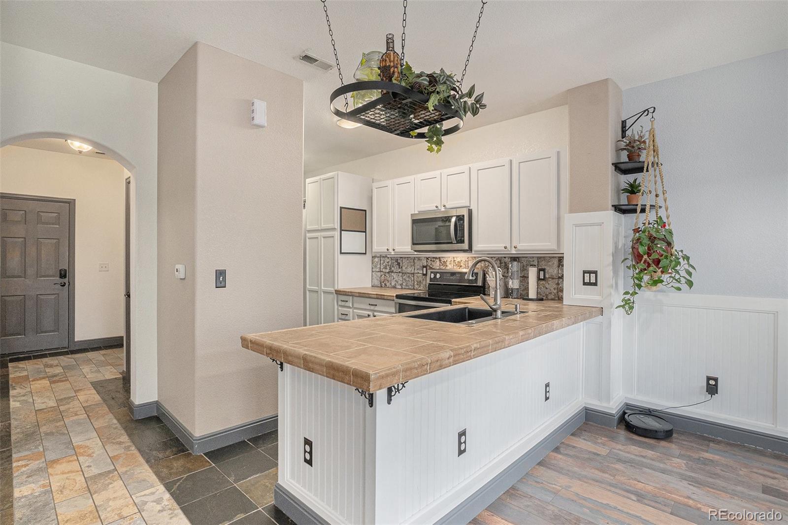 MLS Image #6 for 14400  albrook drive,denver, Colorado