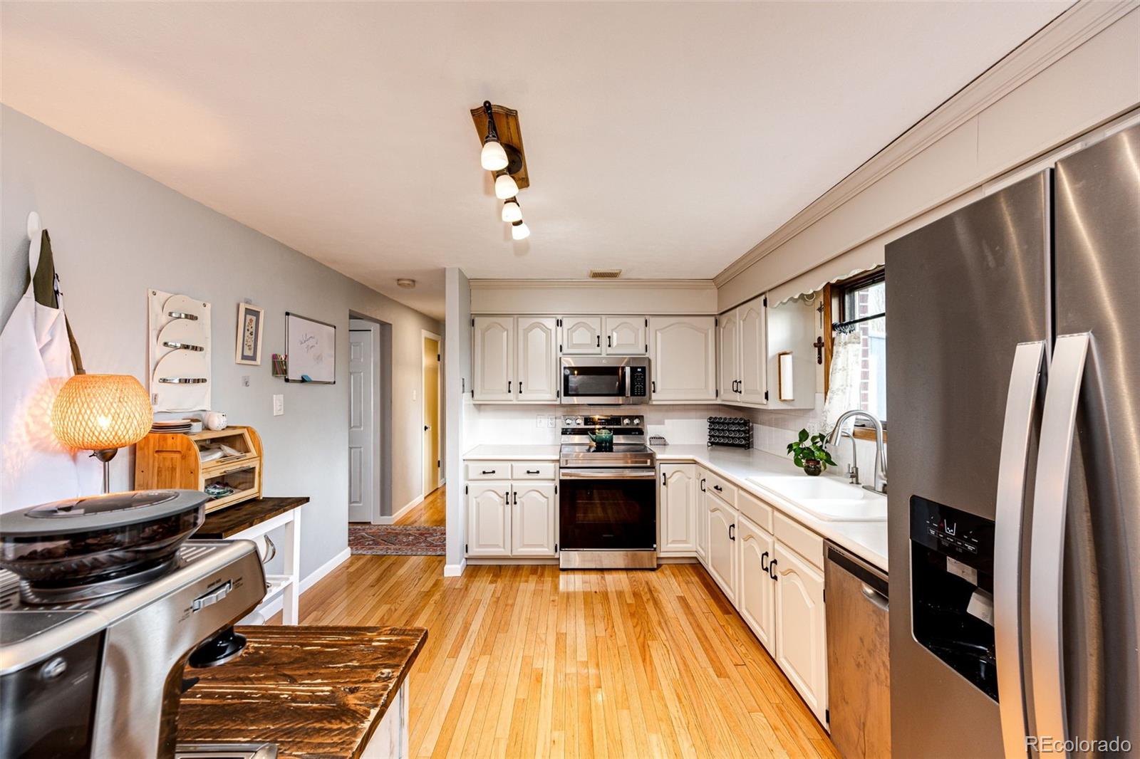MLS Image #10 for 4645 w temple place,denver, Colorado