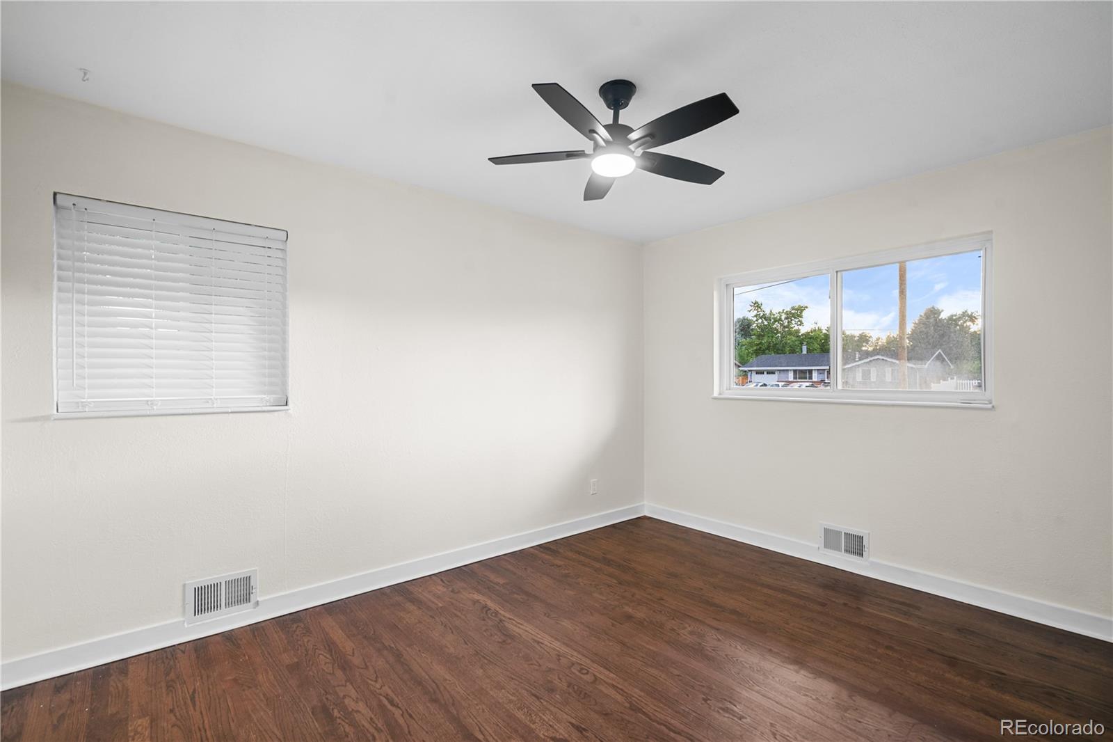 MLS Image #13 for 2996 s sheridan boulevard,denver, Colorado