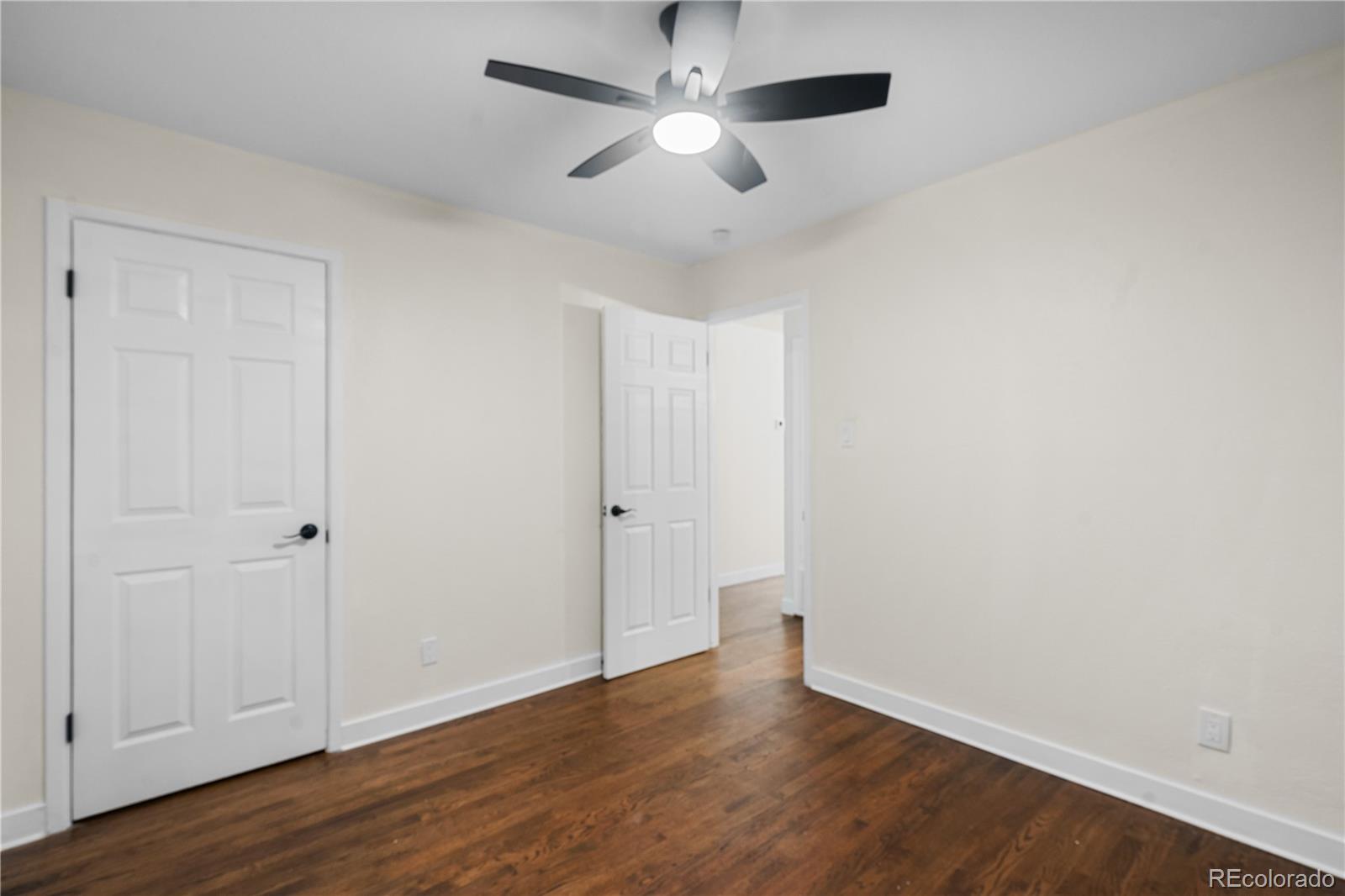 MLS Image #14 for 2996 s sheridan boulevard,denver, Colorado