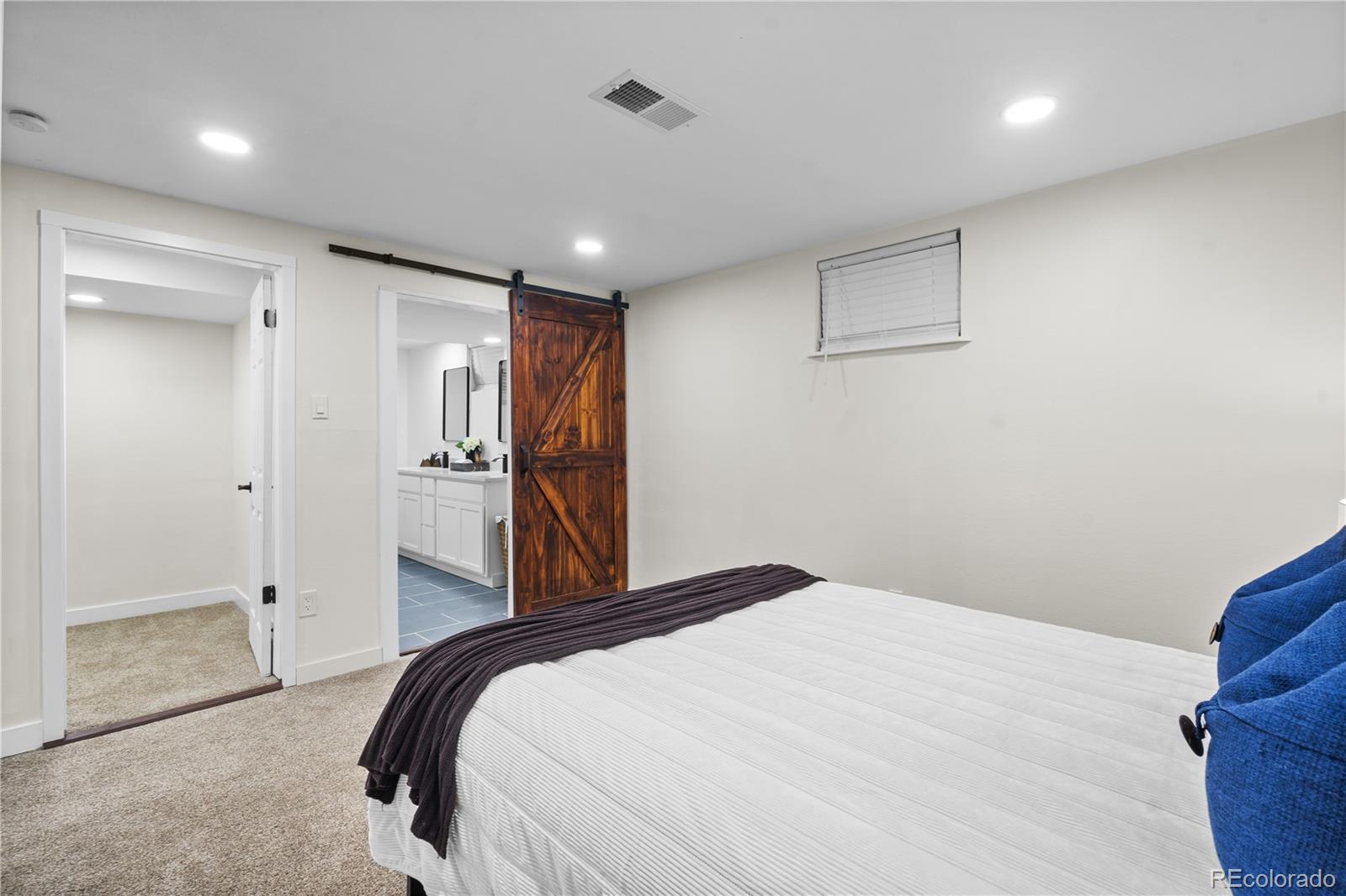 MLS Image #17 for 2996 s sheridan boulevard,denver, Colorado