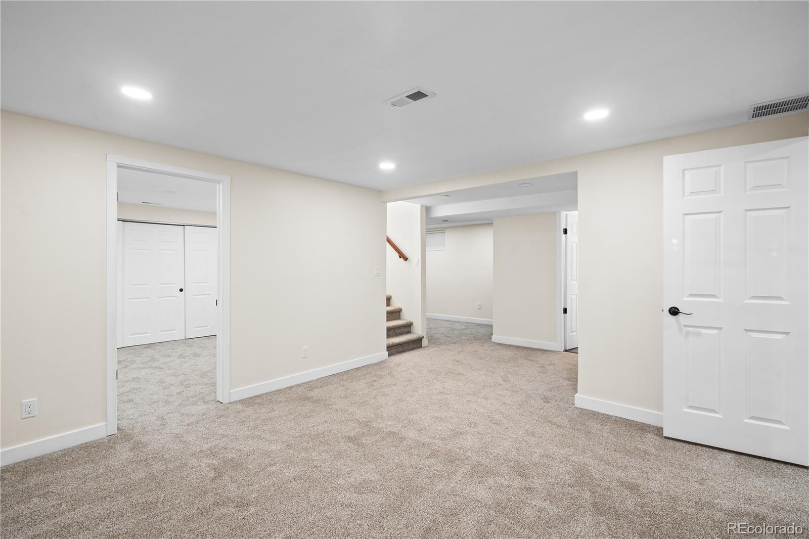 MLS Image #24 for 2996 s sheridan boulevard,denver, Colorado