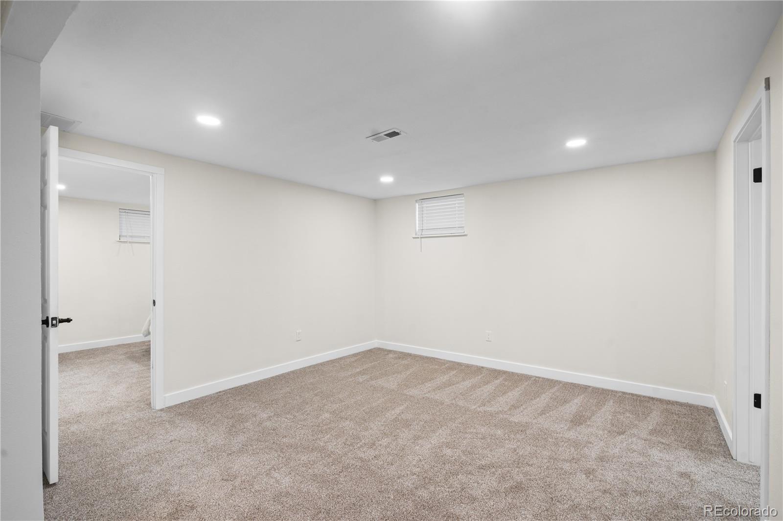 MLS Image #25 for 2996 s sheridan boulevard,denver, Colorado