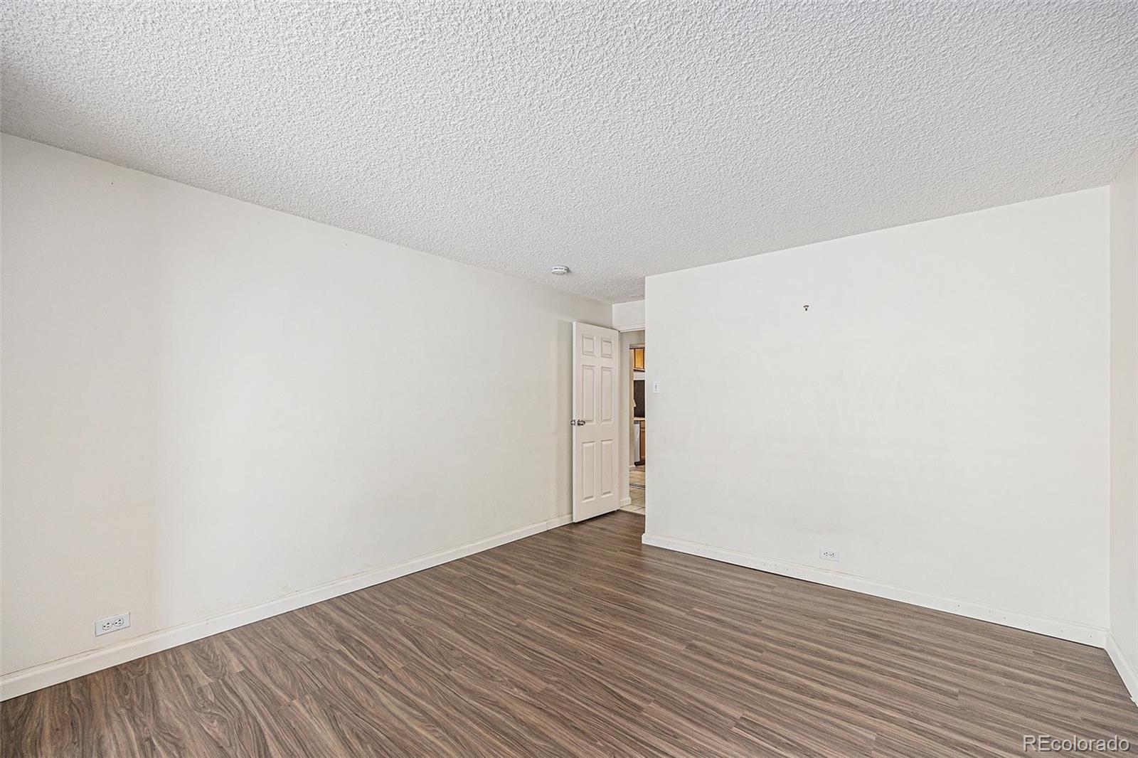 MLS Image #18 for 2225  buchtel boulevard 208,denver, Colorado