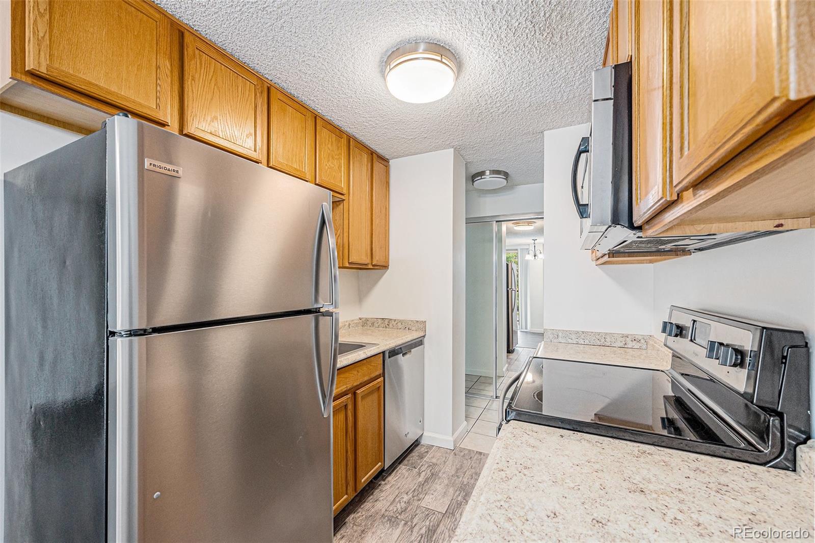 MLS Image #6 for 2225  buchtel boulevard 208,denver, Colorado